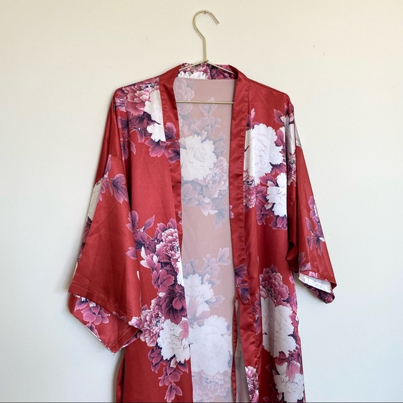 OS Rust Orange Satin Floral Print Robe - Picture 3 of 5